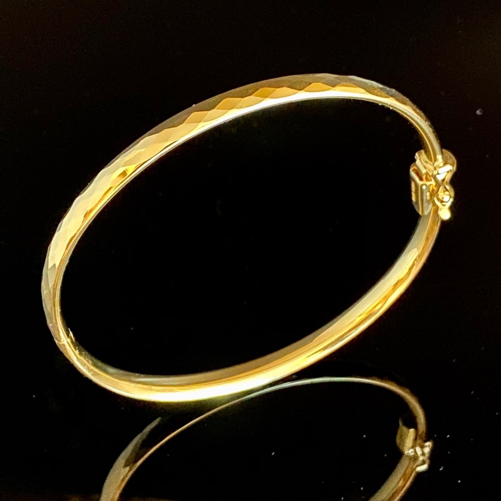 18K GOLD OVER STERLING SILVER BANGLE BRACELET